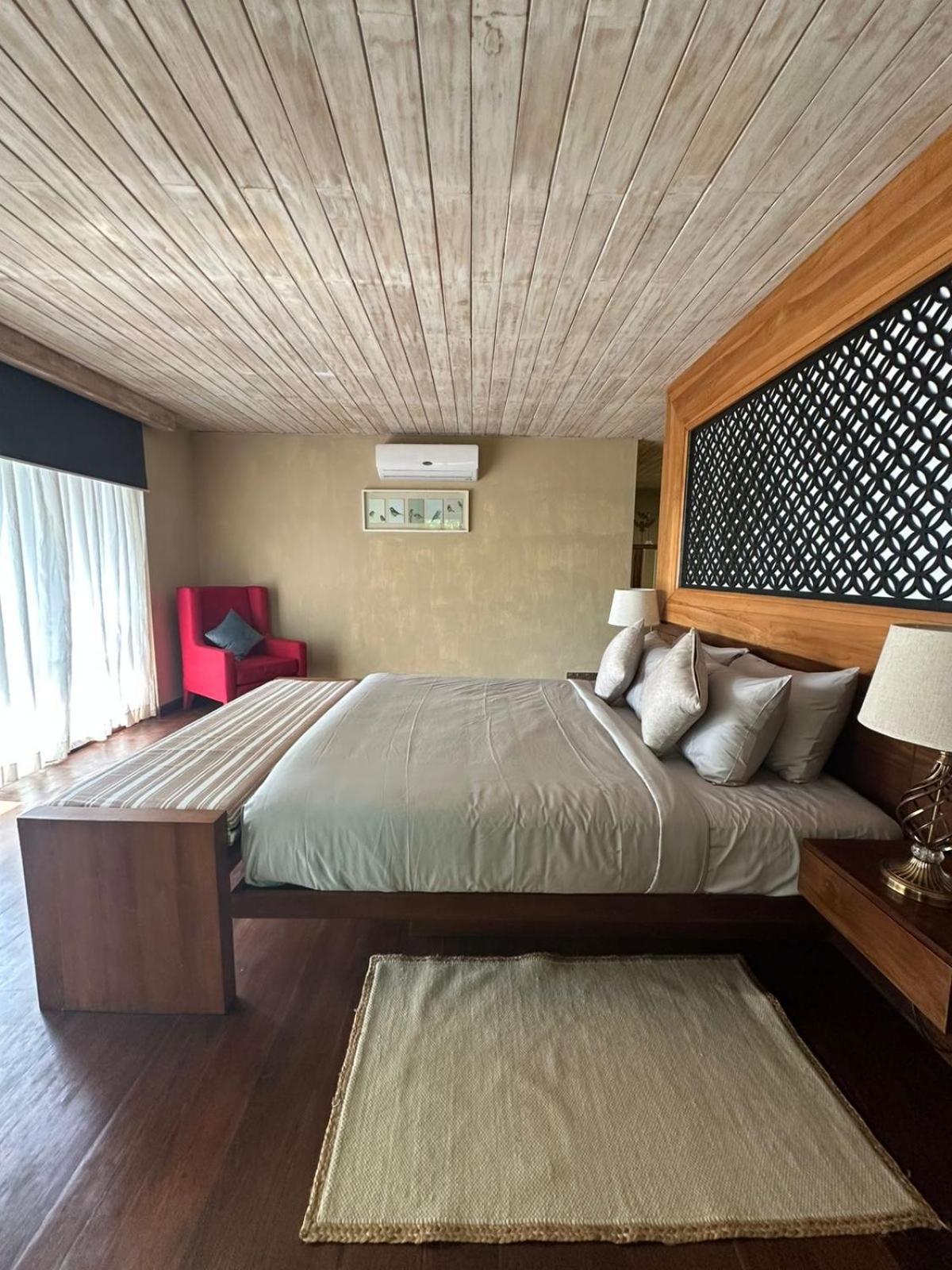 Nikara Luxury Beach House 蒂瑟默哈拉默 外观 照片